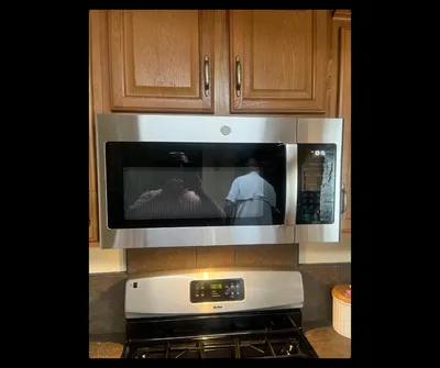 Kitchen range and microwave repair service