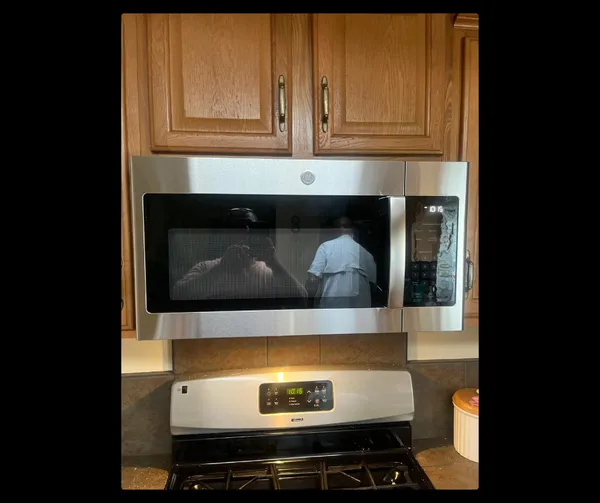 Range and cooktop repair services including microwave combination units